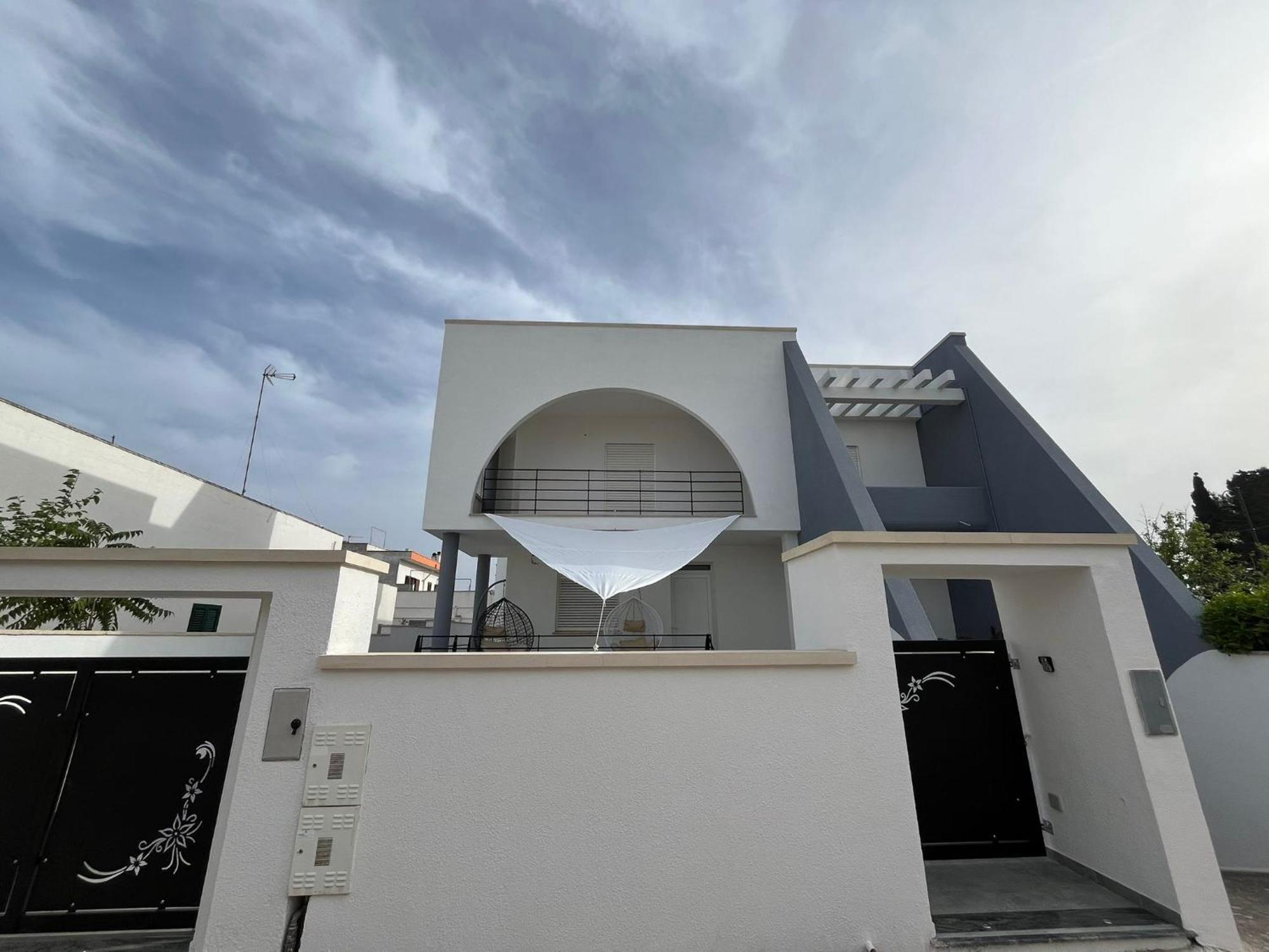 Le 2 Vele Bed & Breakfast Cerfignano Bagian luar foto